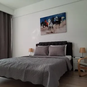 Apartment Luxury Center - Garofita Romana, Bucharest